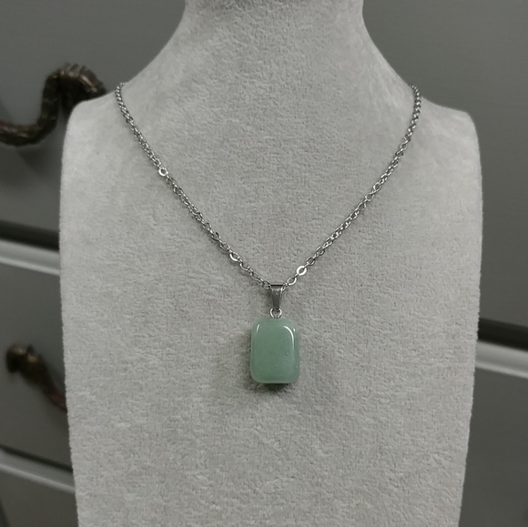 Green Aventurine Necklace Natural Gemstone Crystal Pendant Stainless-Steel Chain - Picture 13 of 13